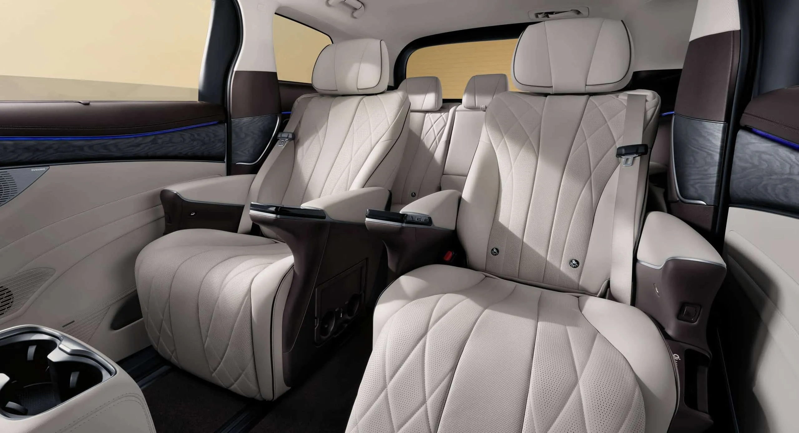 Opulent Captain Seats